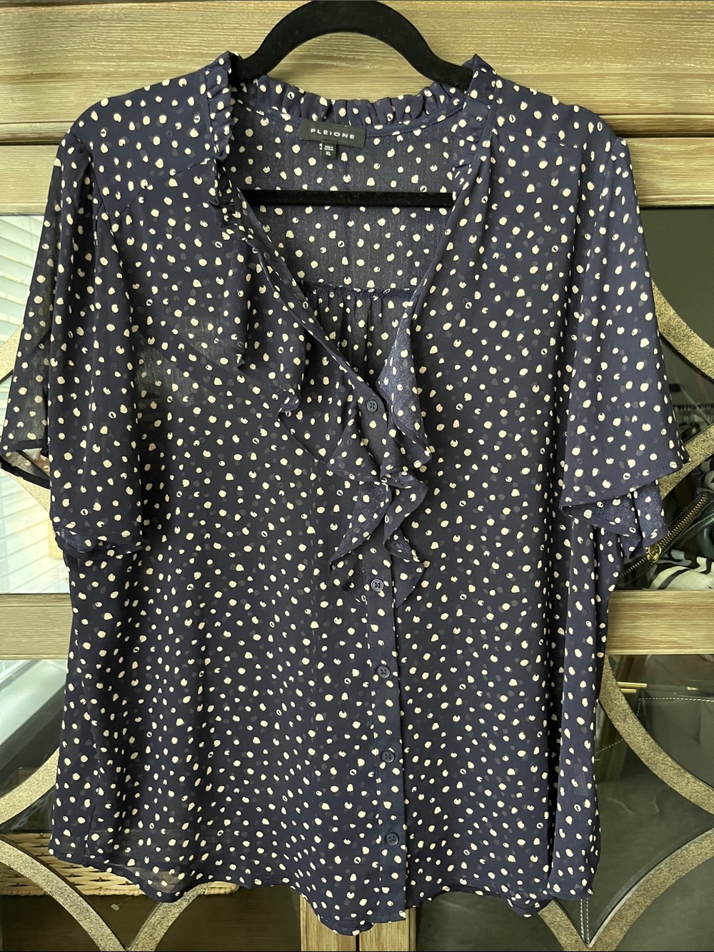 Pleione Navy & Cream Ruffle Button-Down Blouse